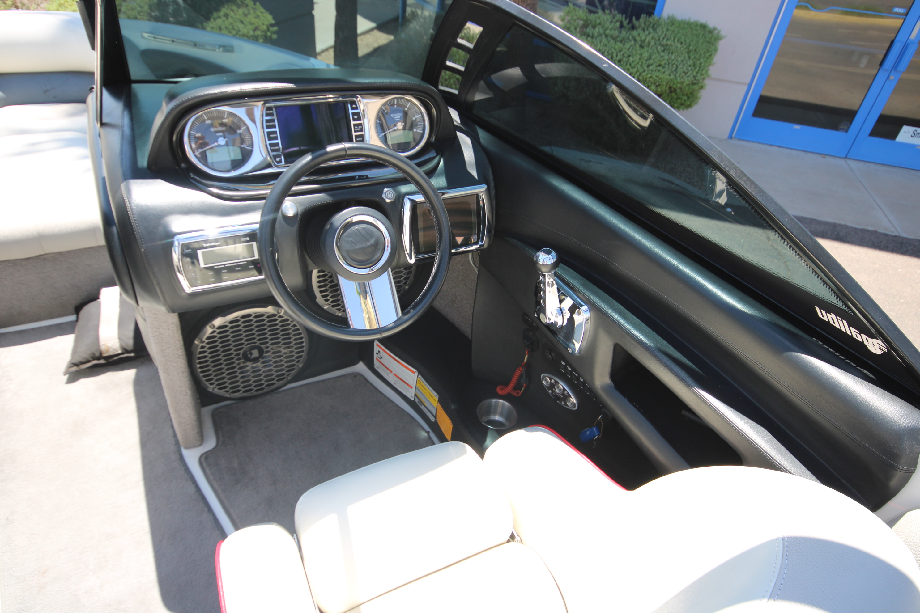2012 Malibu 247 LSV with Surf System! Icon